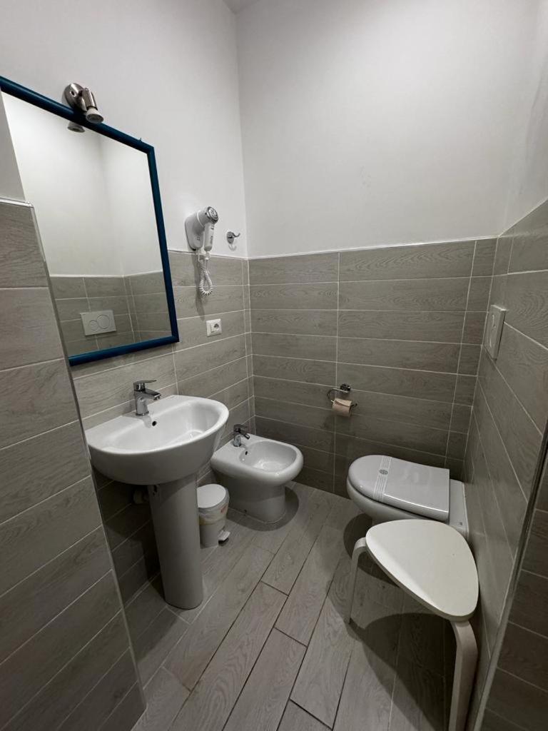 Ameli Room Флоренция Экстерьер фото