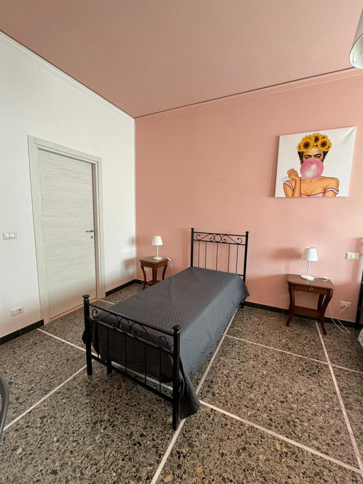 Ameli Room Флоренция Экстерьер фото